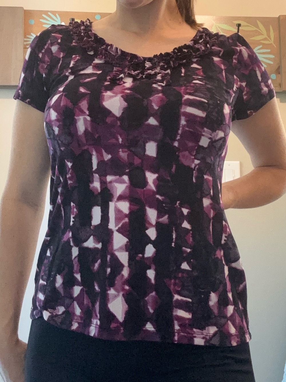 Merona Purple Abstract Ruched Neck Short Sleeve Top